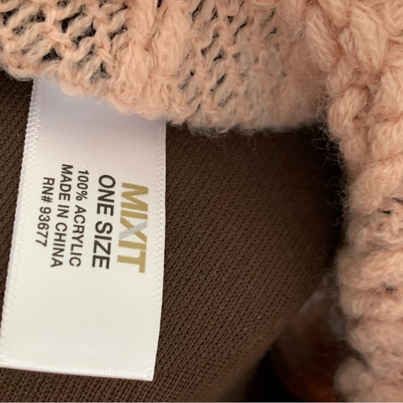 Poncho Shawl - Picture 4 of 8